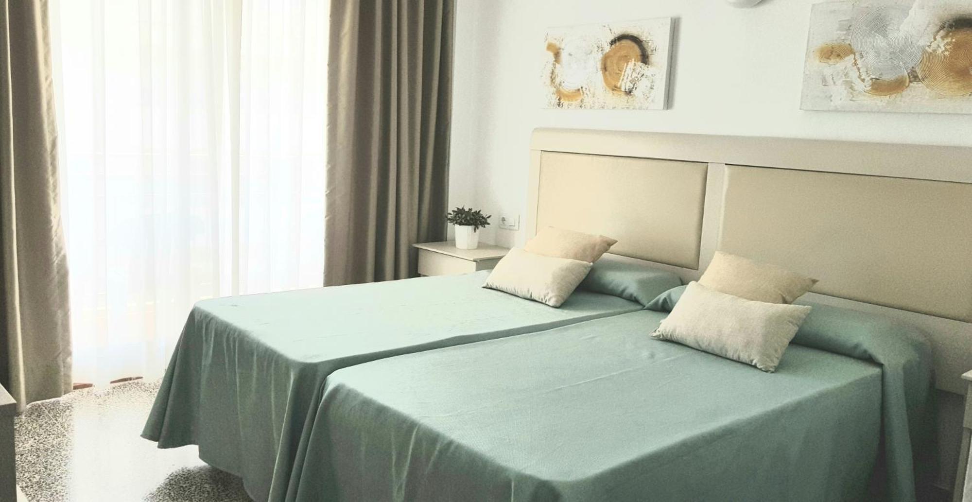 Hotel Sur Кала-Бона Номер фото